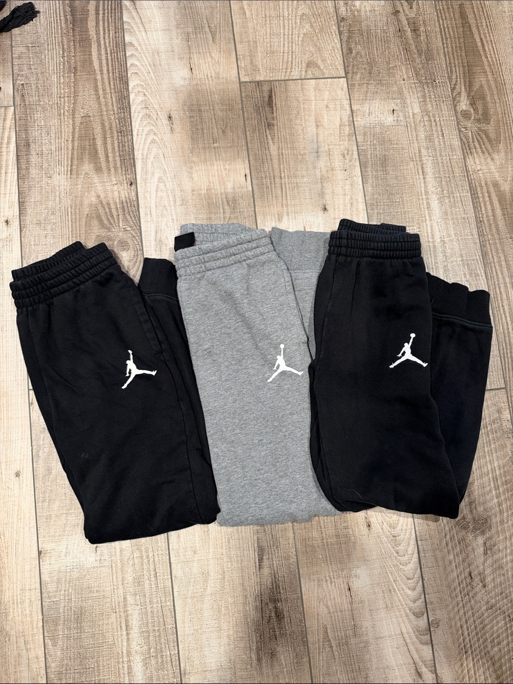 Jordan Kids Black & Gray Fleece Joggers with Jumpman Logo